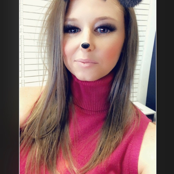 Meet your Posher, Kelly - Picture 1 of 4